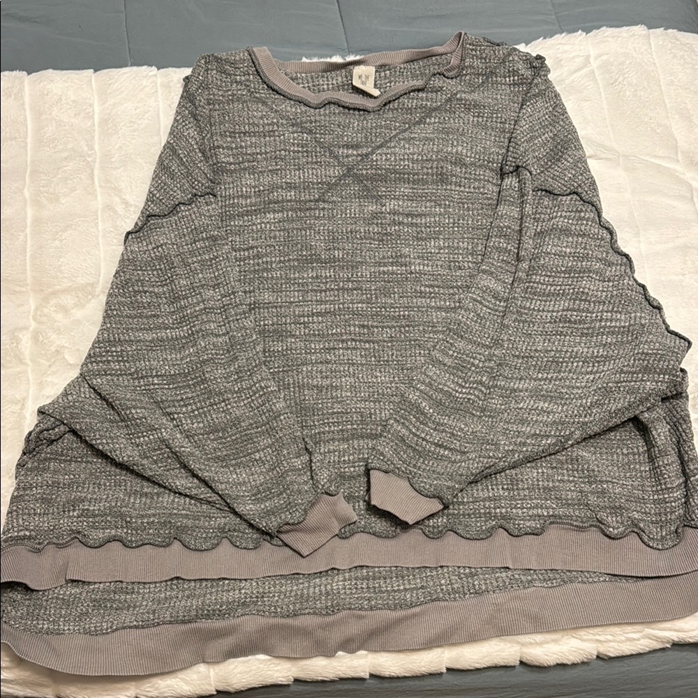 WE THE FREE: Gray Oversized Sweater